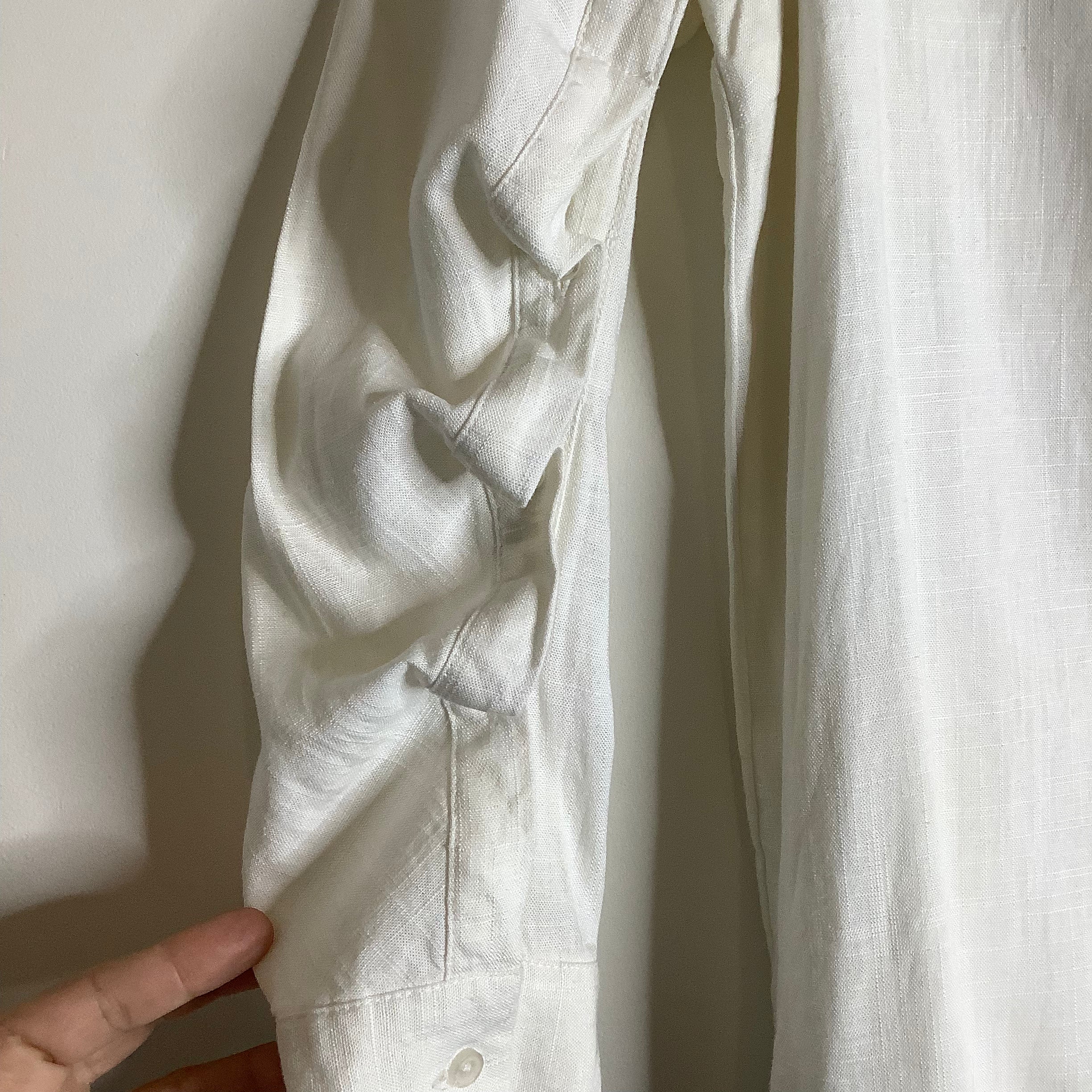 Lena Gabrielle White Blouse Size Medium