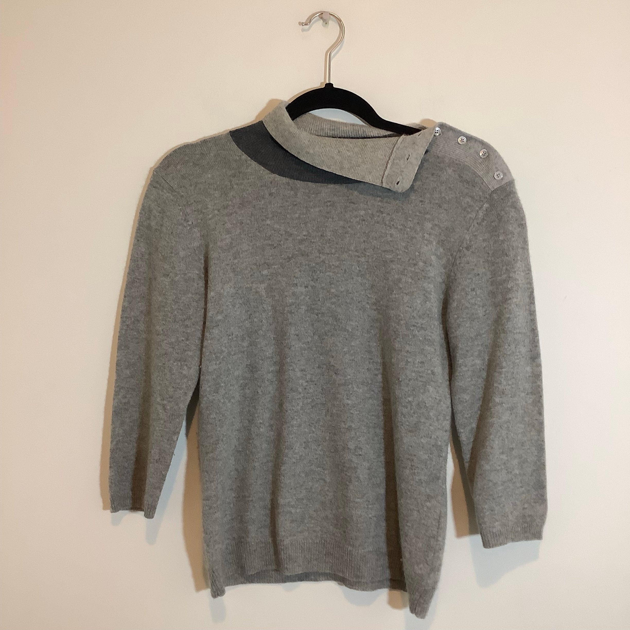 Max Mara Gray Sweater Size L