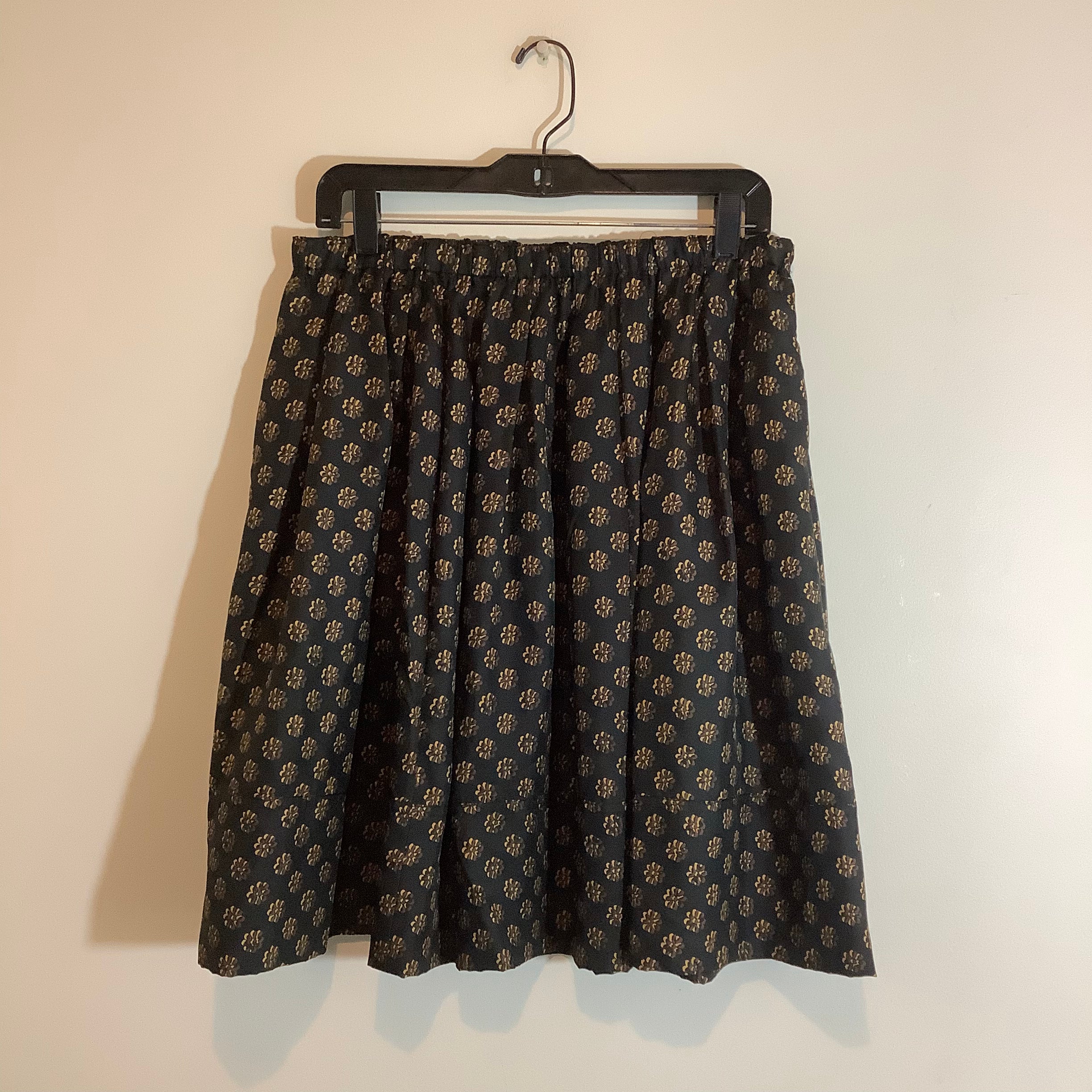 DKNY Black Skirt Size 10
