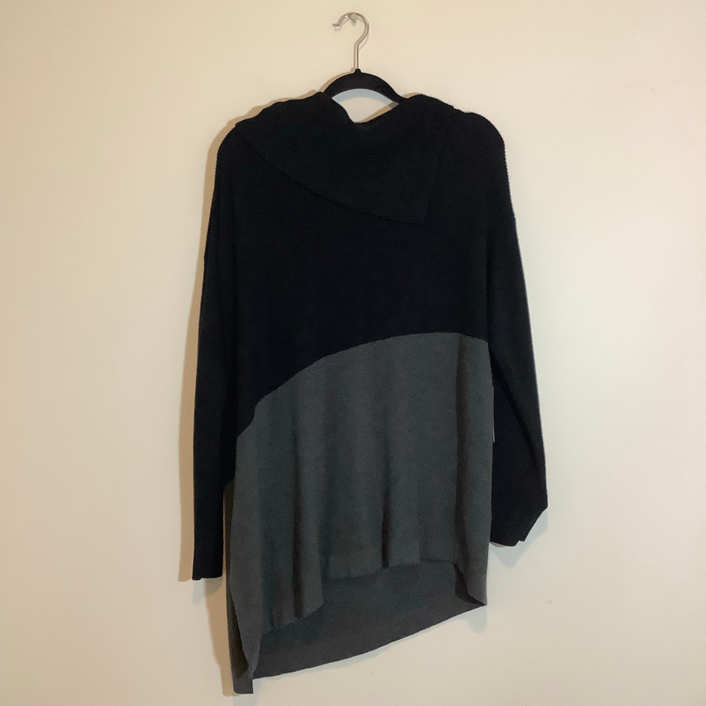 Vince Camuto Black Sweater Size 2X NWT